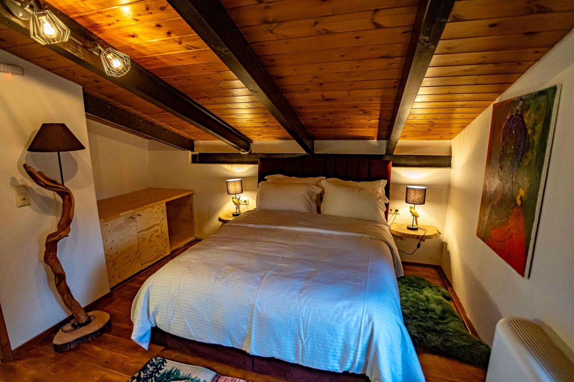 Mz Reindeer Otel Kalívia Dış mekan fotoğraf