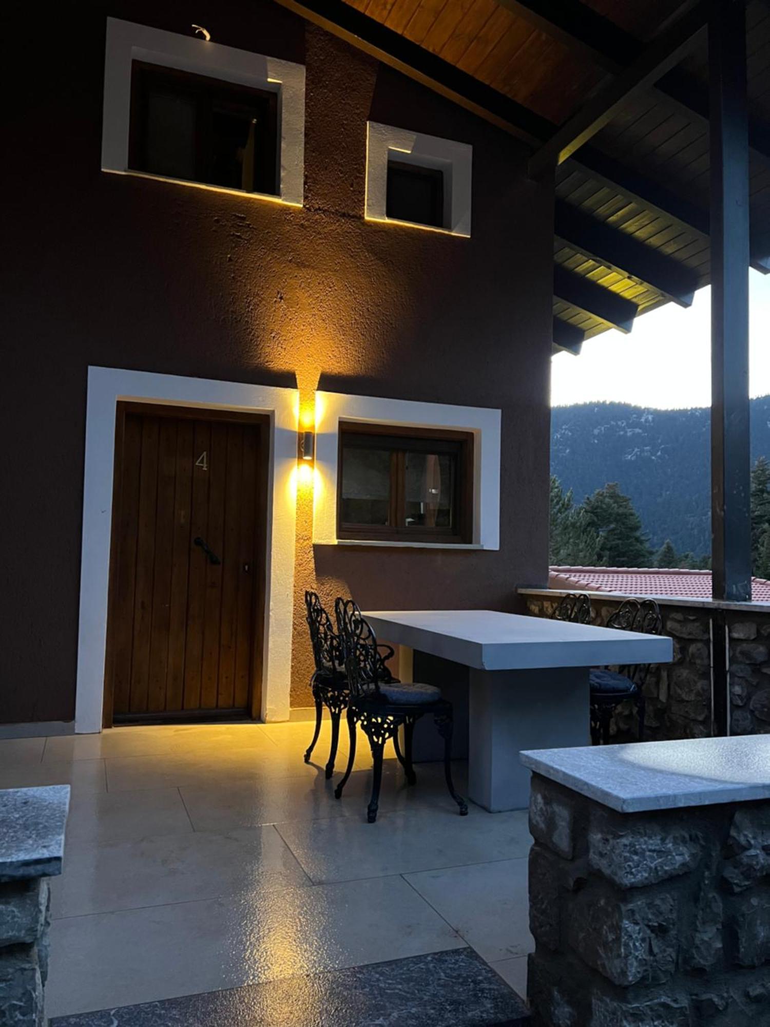 Mz Reindeer Otel Kalívia Dış mekan fotoğraf