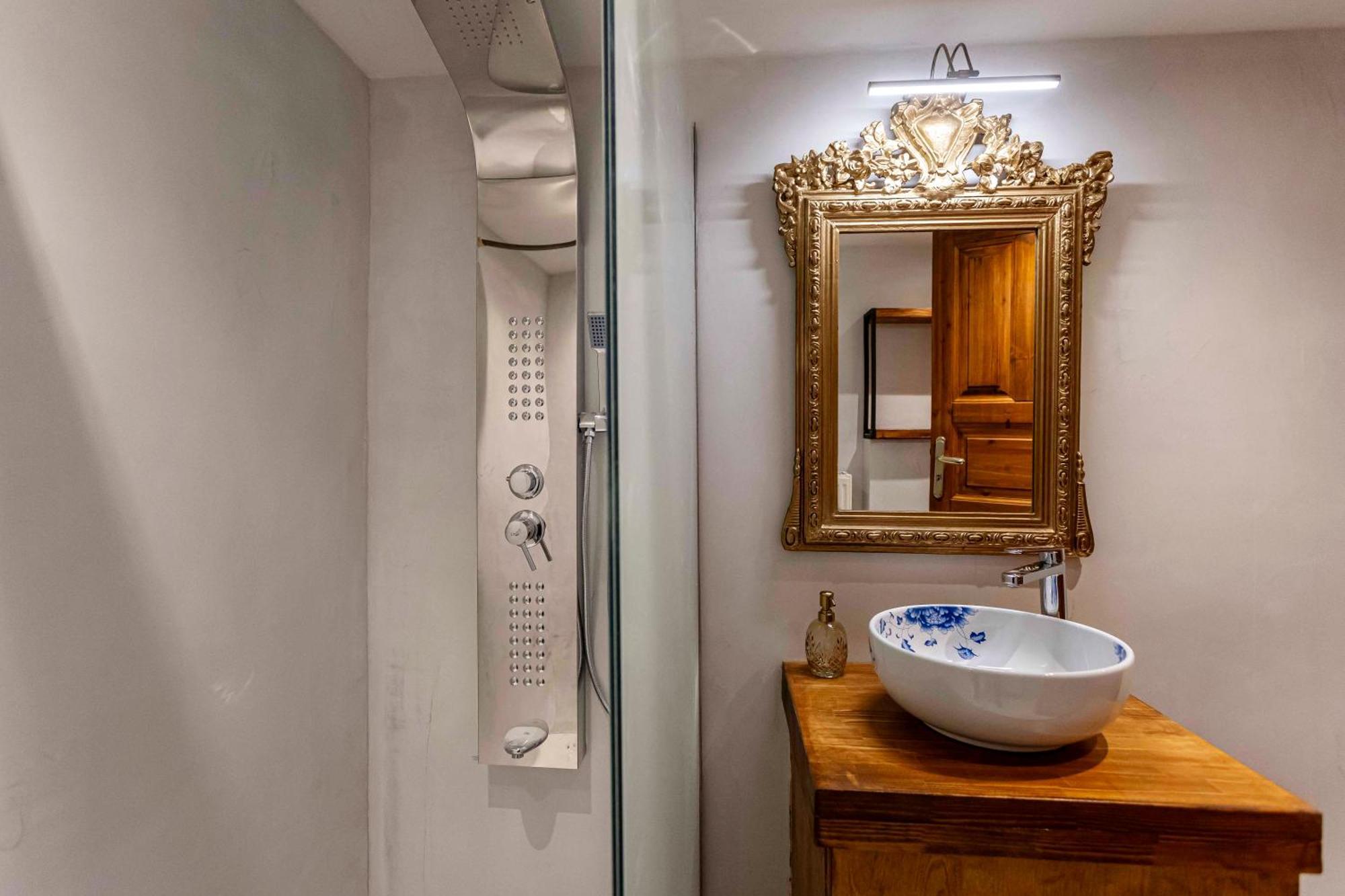 Mz Reindeer Otel Kalívia Dış mekan fotoğraf